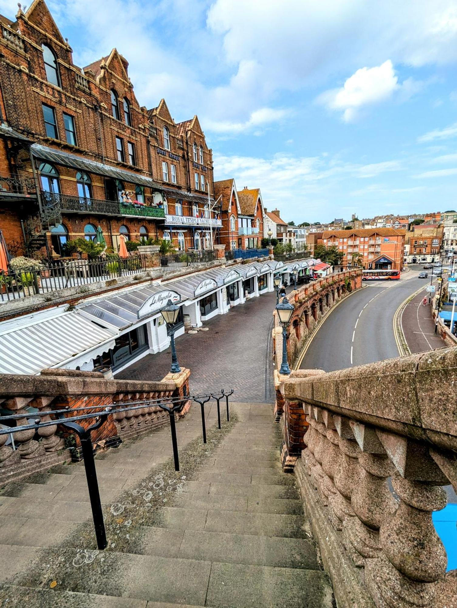 Beachside Bliss In Heart Of Town Ramsgate Exterior foto